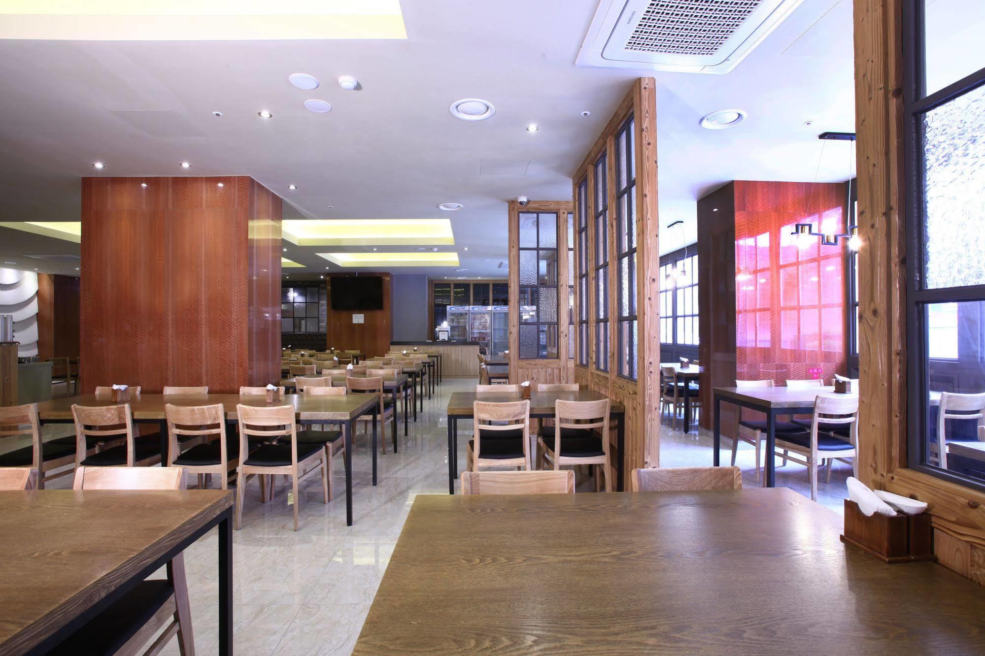 Hotel Sopra Incheon Cheongna Exterior photo