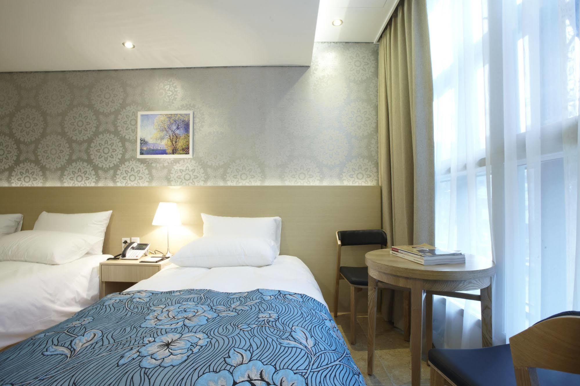 Hotel Sopra Incheon Cheongna Exterior photo