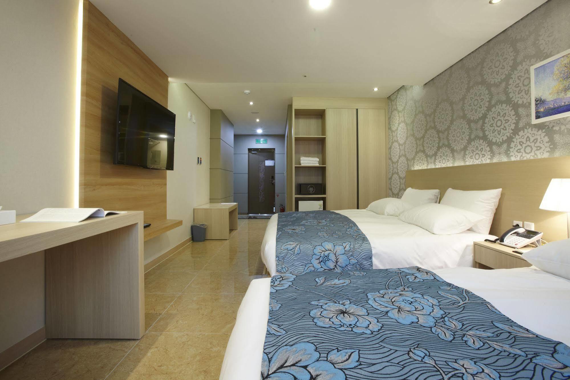 Hotel Sopra Incheon Cheongna Exterior photo